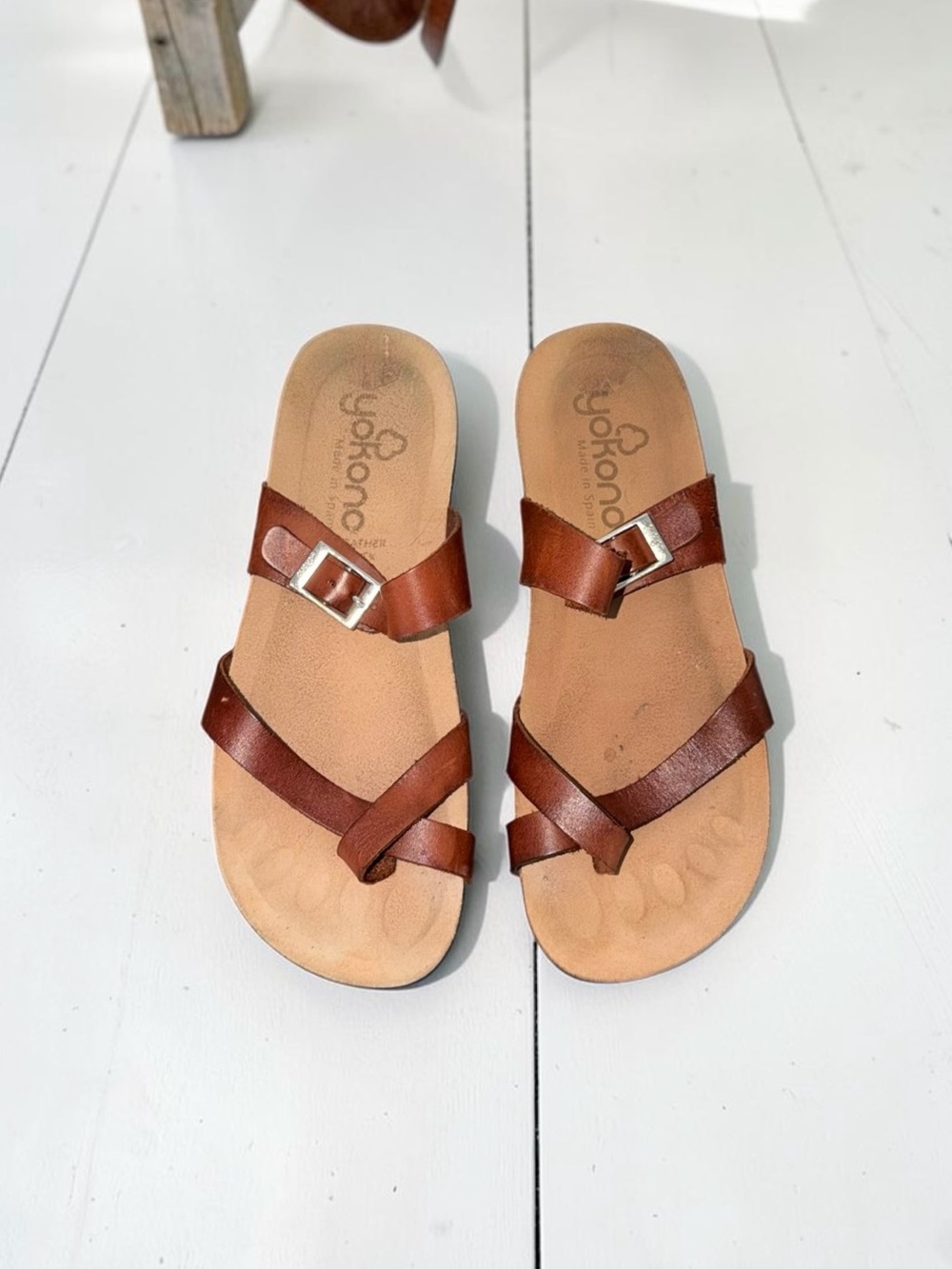 Yokono Made in Spain Brown Leather Strappy Thong Sandal Size 8